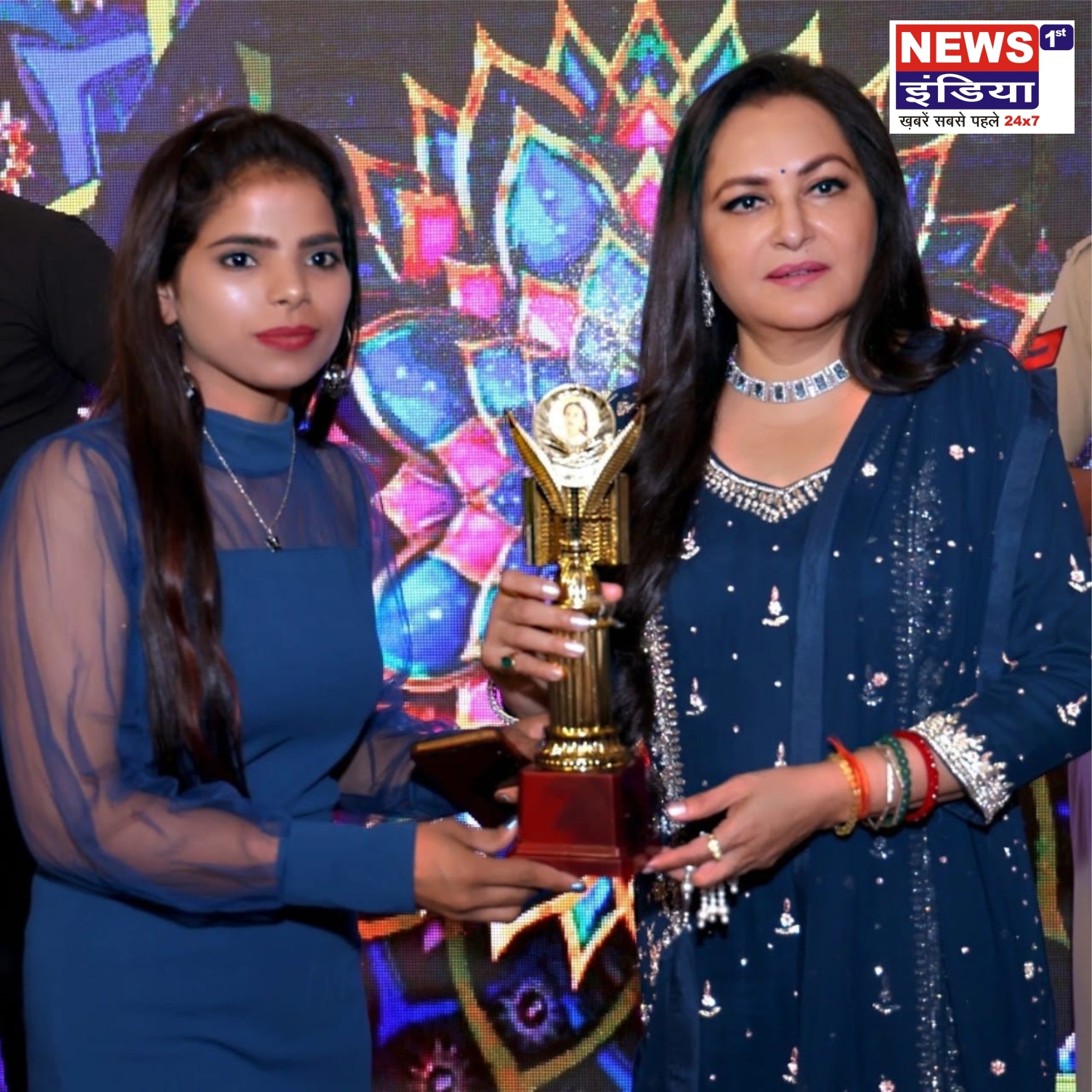 खुशी सैफी को मिला सर्वश्रेष्ठ रैंप मॉडल अवार्ड, लोगों ने किया जोरदार स्वागत