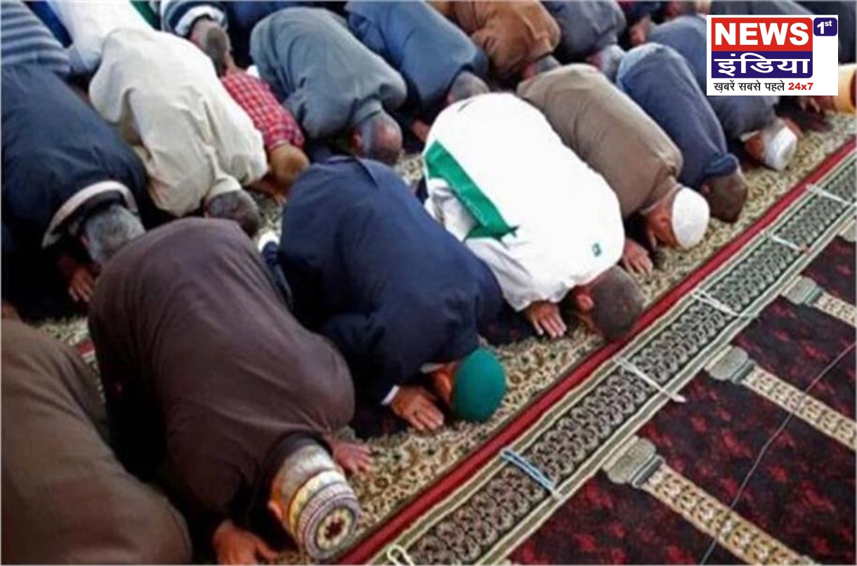 बरेली: बिना अनुमति सामूहिक नमाज पर पुलिस ने की कार्रवाई, 12 गिरफ्तार