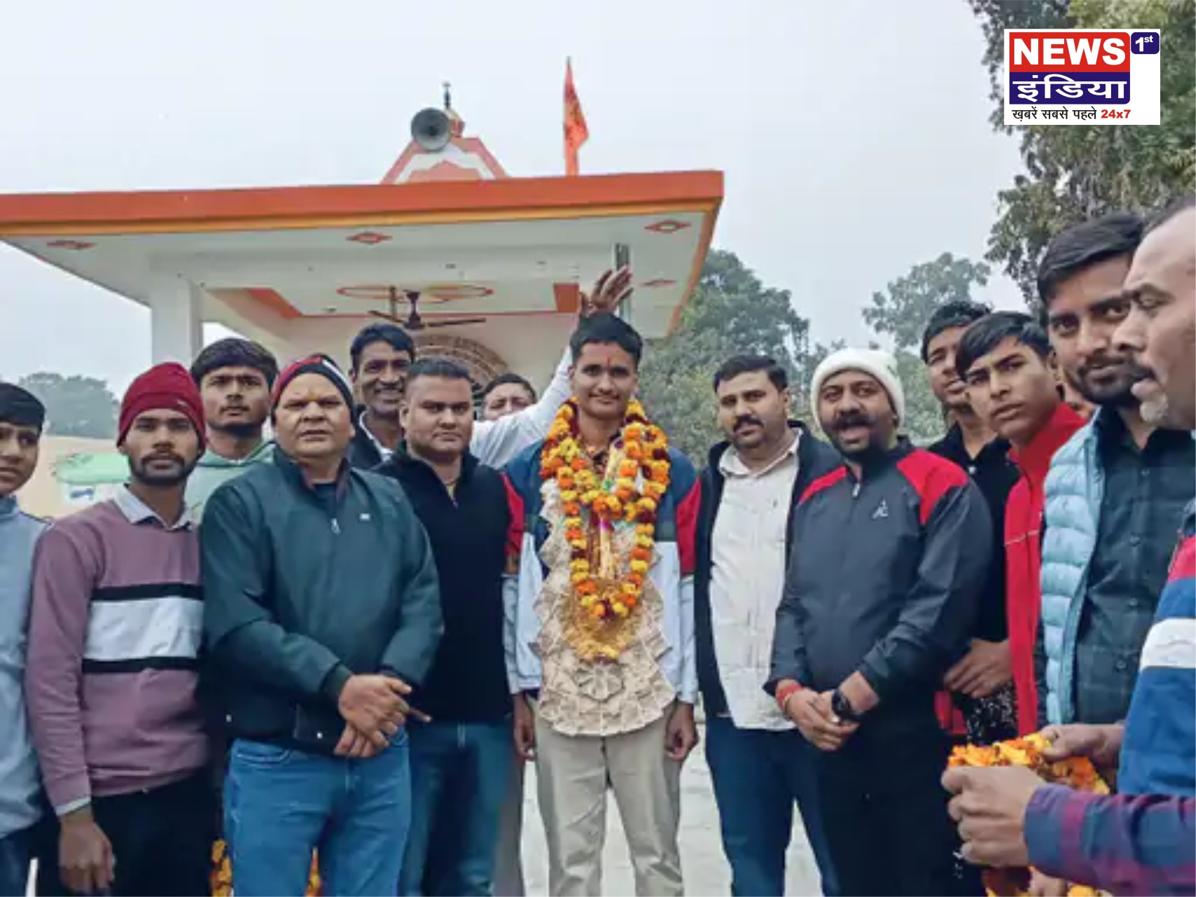 युग रेडू का NDA में चयन: गांव में खुशी, जॉइनिंग लेटर मिलने पर धूमधाम से की विदाई