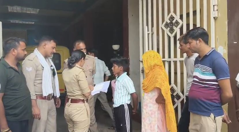 सोशल मीडिया पर डाले गए पुराने वीडियो की वजह से छात्र पर बरपा शिक्षकों का कहर, थाने पहुंचा मामला